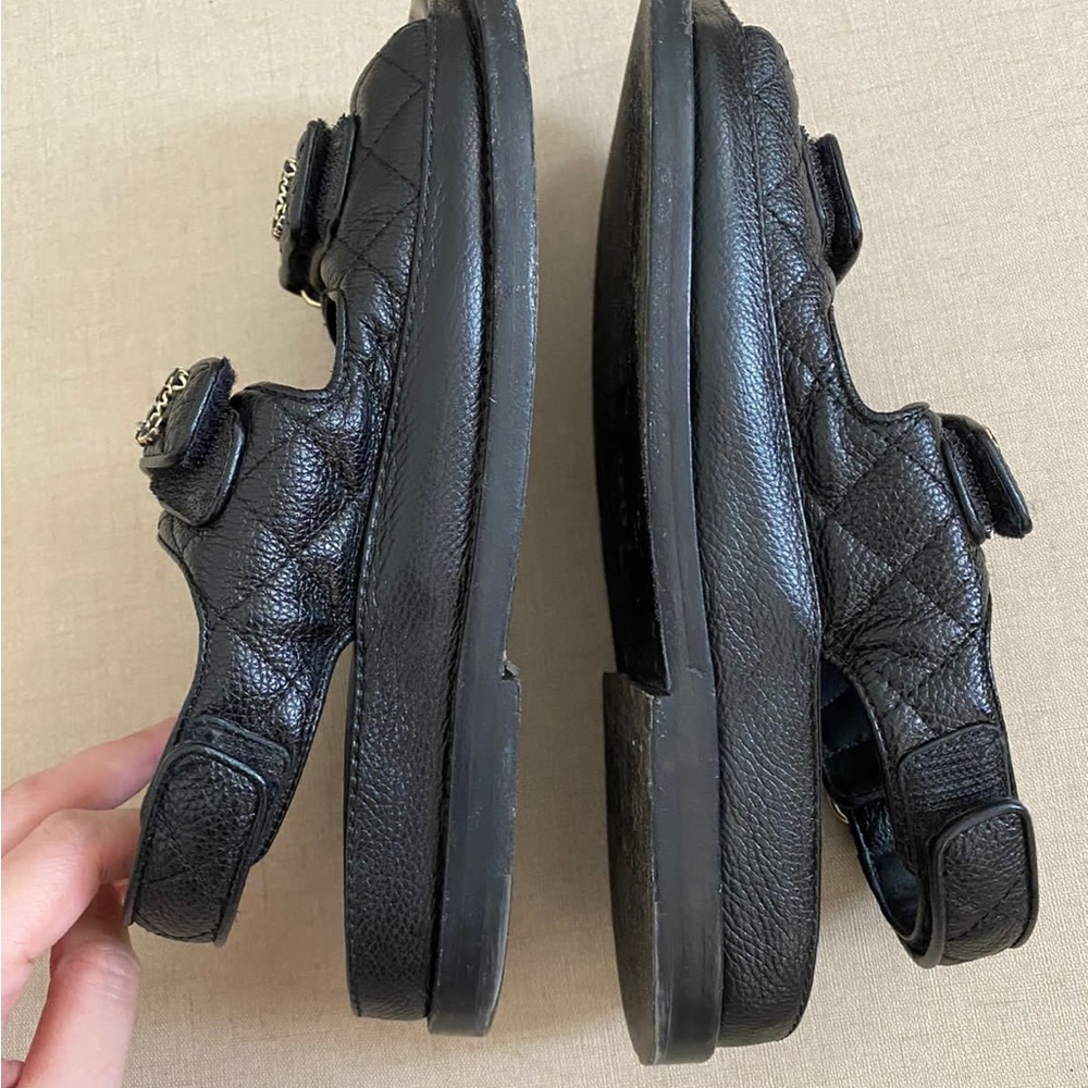 ** SOLD ** CHANEL CC DAD SANDALS - Picture 5 of 13